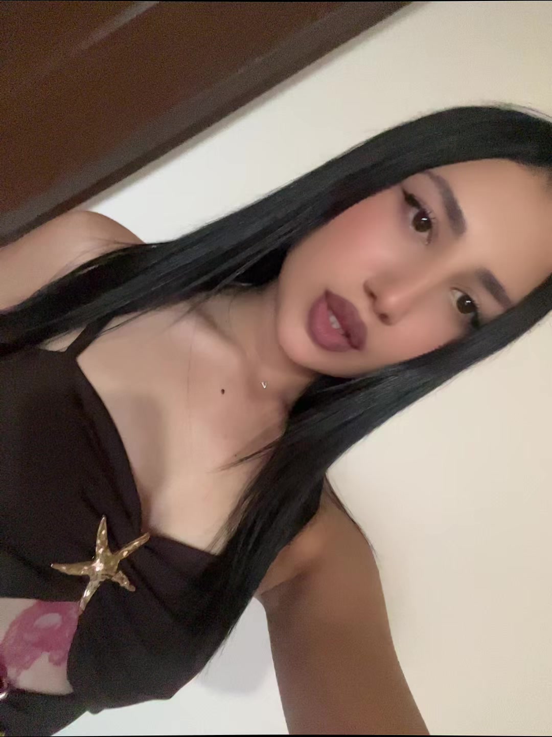 @Vilikamburova