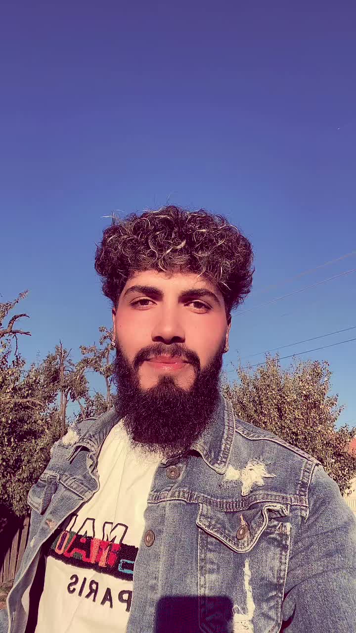 @𝐌𝐚𝐫𝐮 𝐆𝐚𝐠𝐢𝐜𝐚𝐫𝐮𝐥 💎