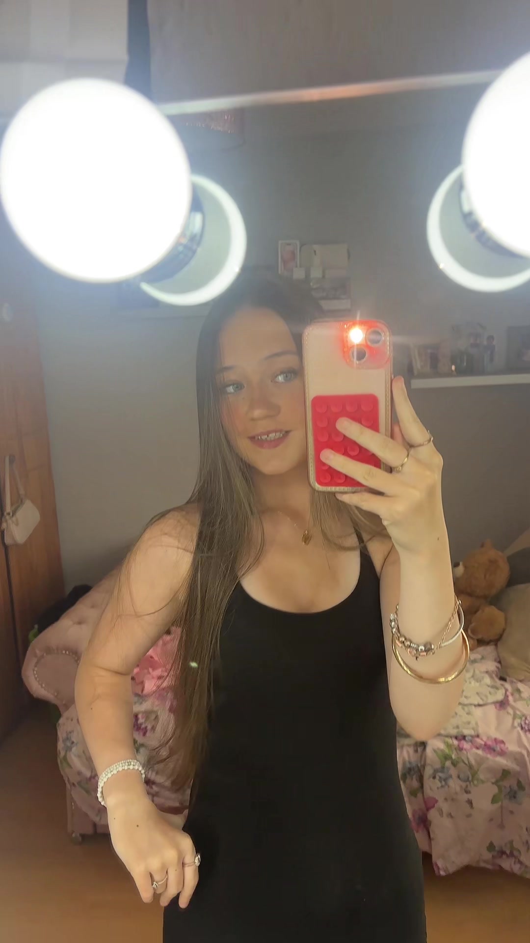 @caitlindonegann