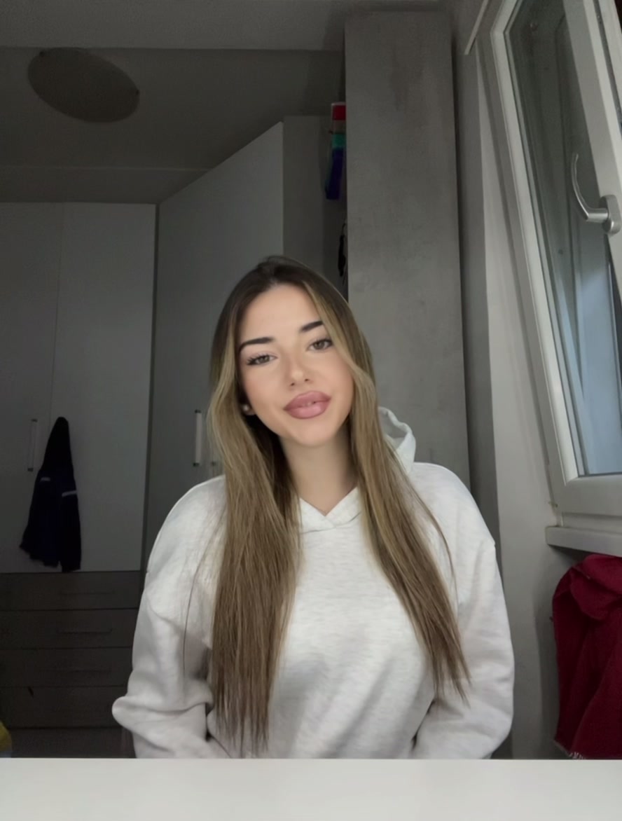 @𝑨𝑼𝑹𝑶𝑹𝑨
