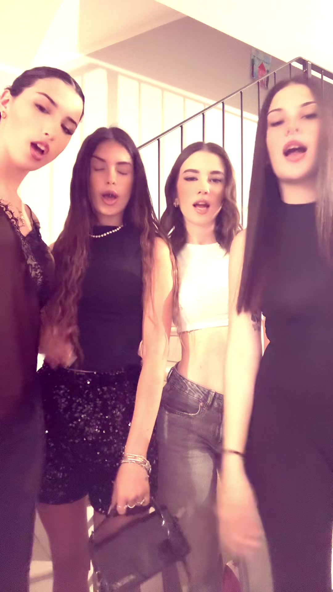 @anita🖤
