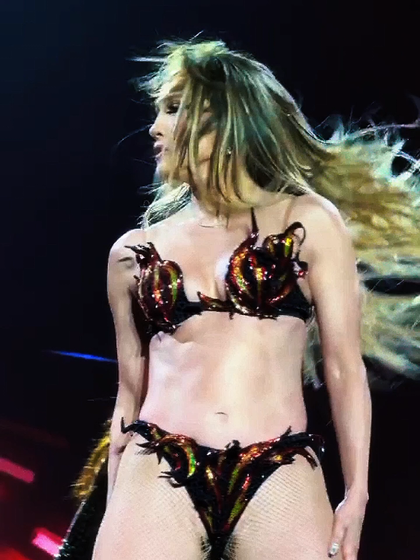 @DANCE LOVER UK ๐ฌ๐ง๐๐น๐