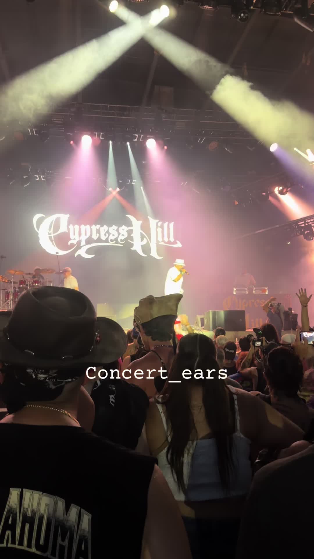 @CoNceRt Ears ๐ต๐ค๐ฝ๐โ๏ธ