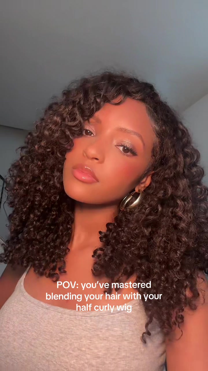 @aniahparis