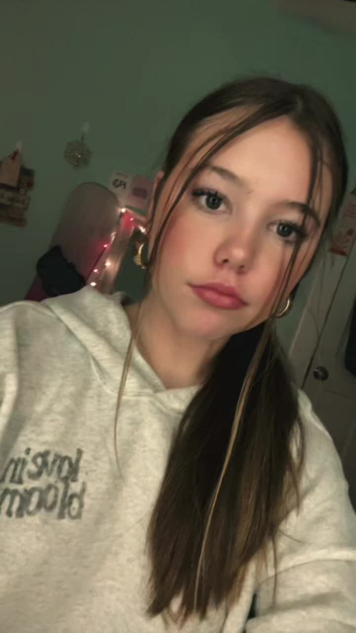 @౨ৎ Jailyn_Spams ౨ৎ