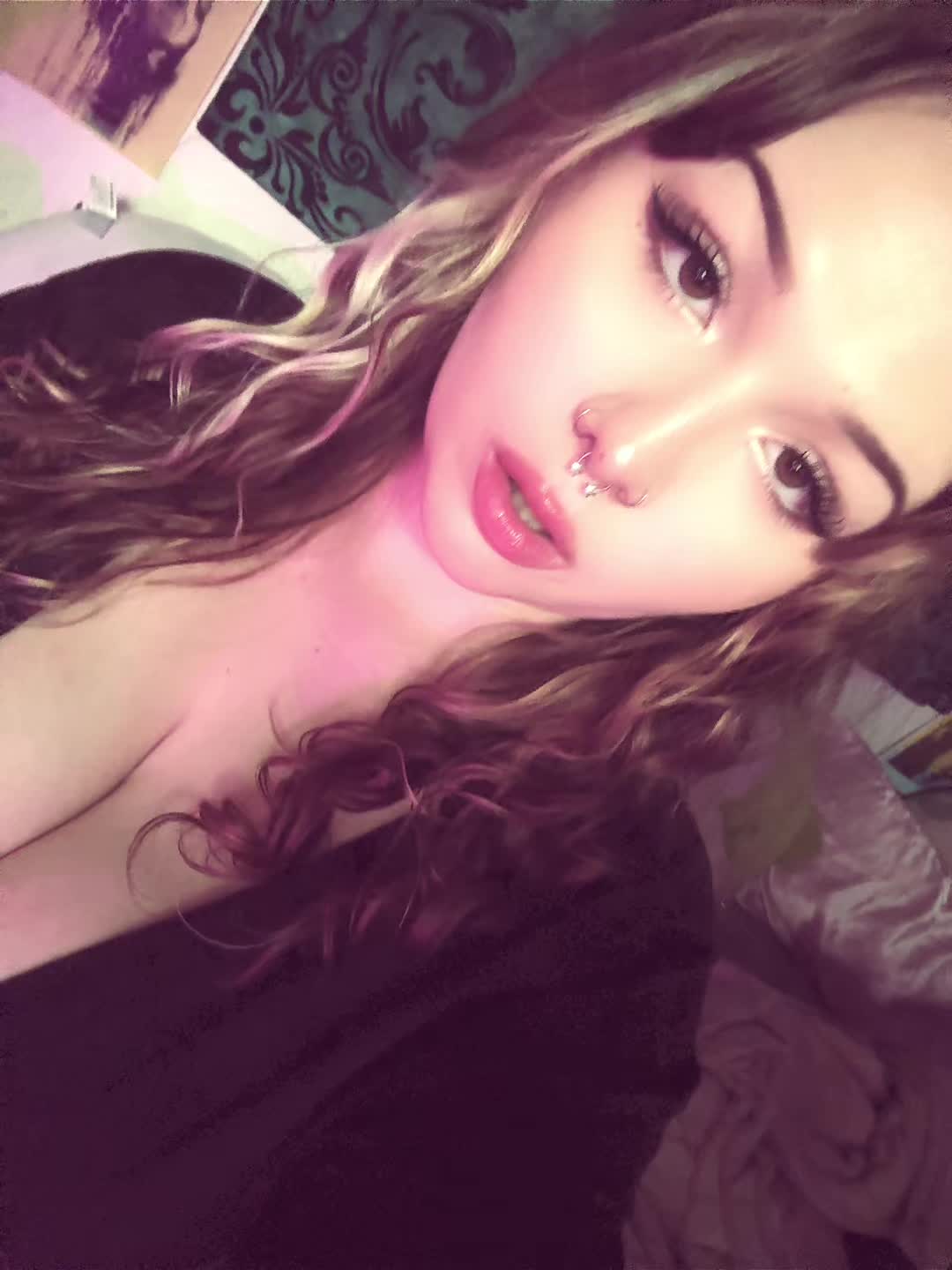 @꧁❤︎꧂