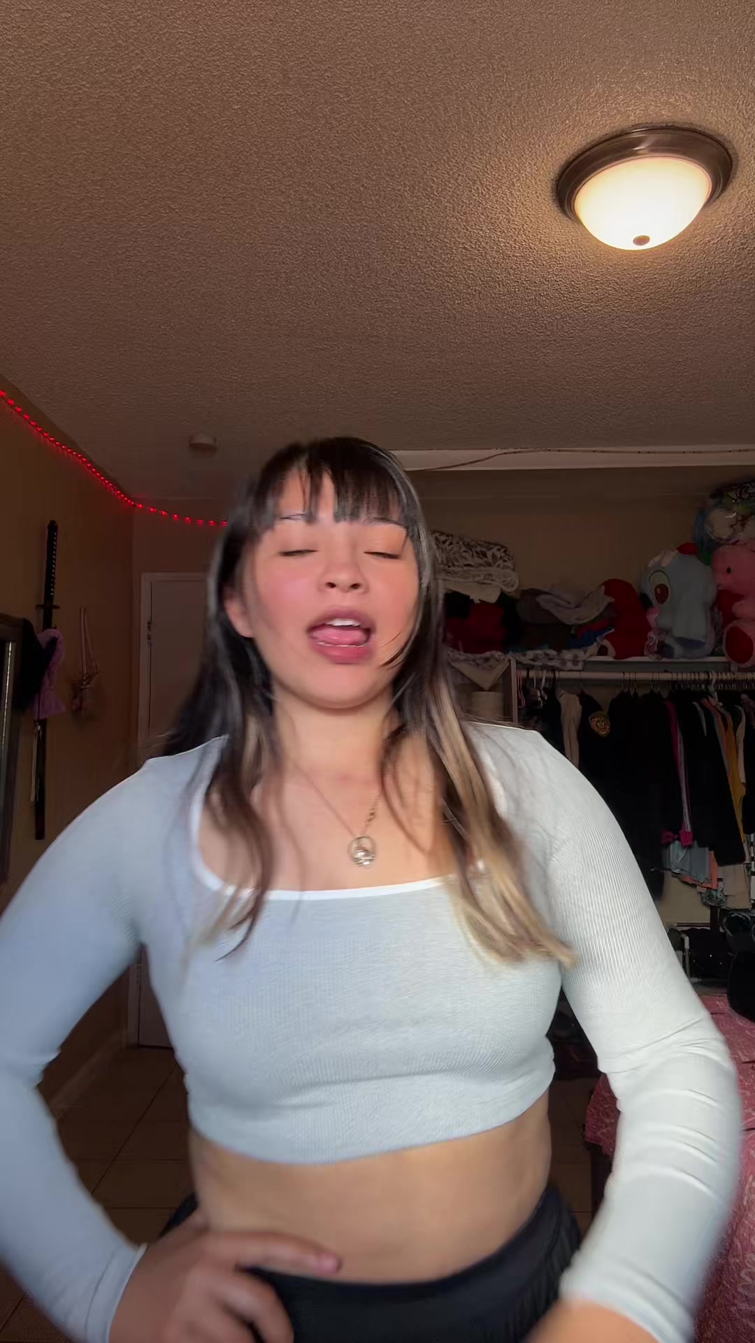 @elisapineda980