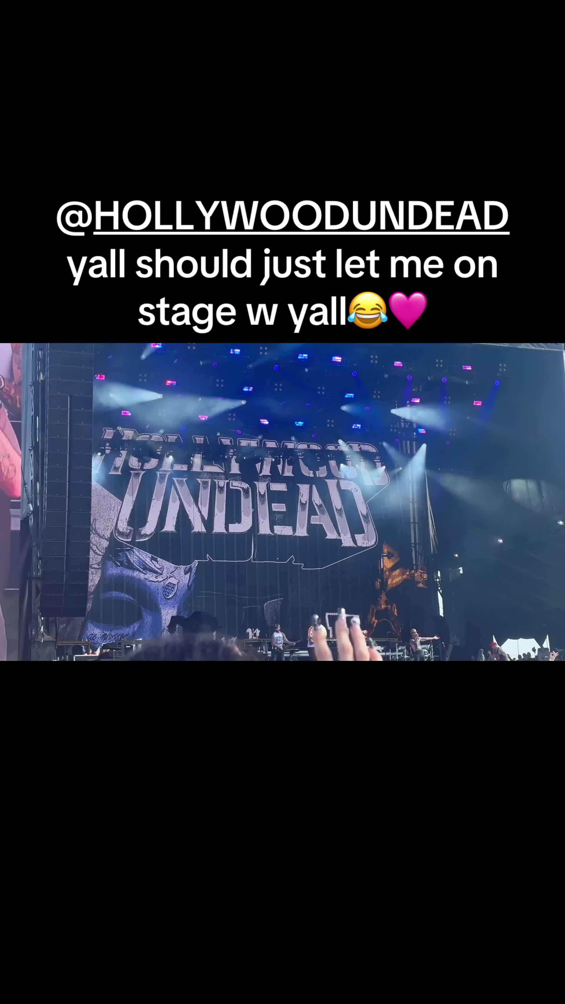 @_gothbarbie_666