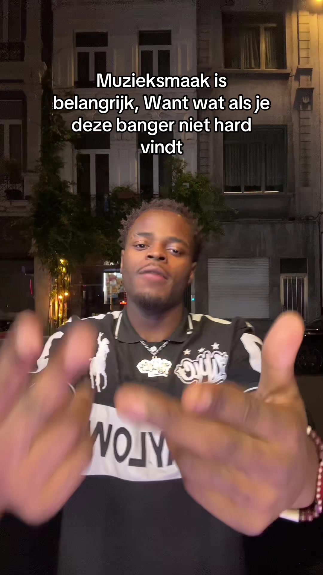 @B9