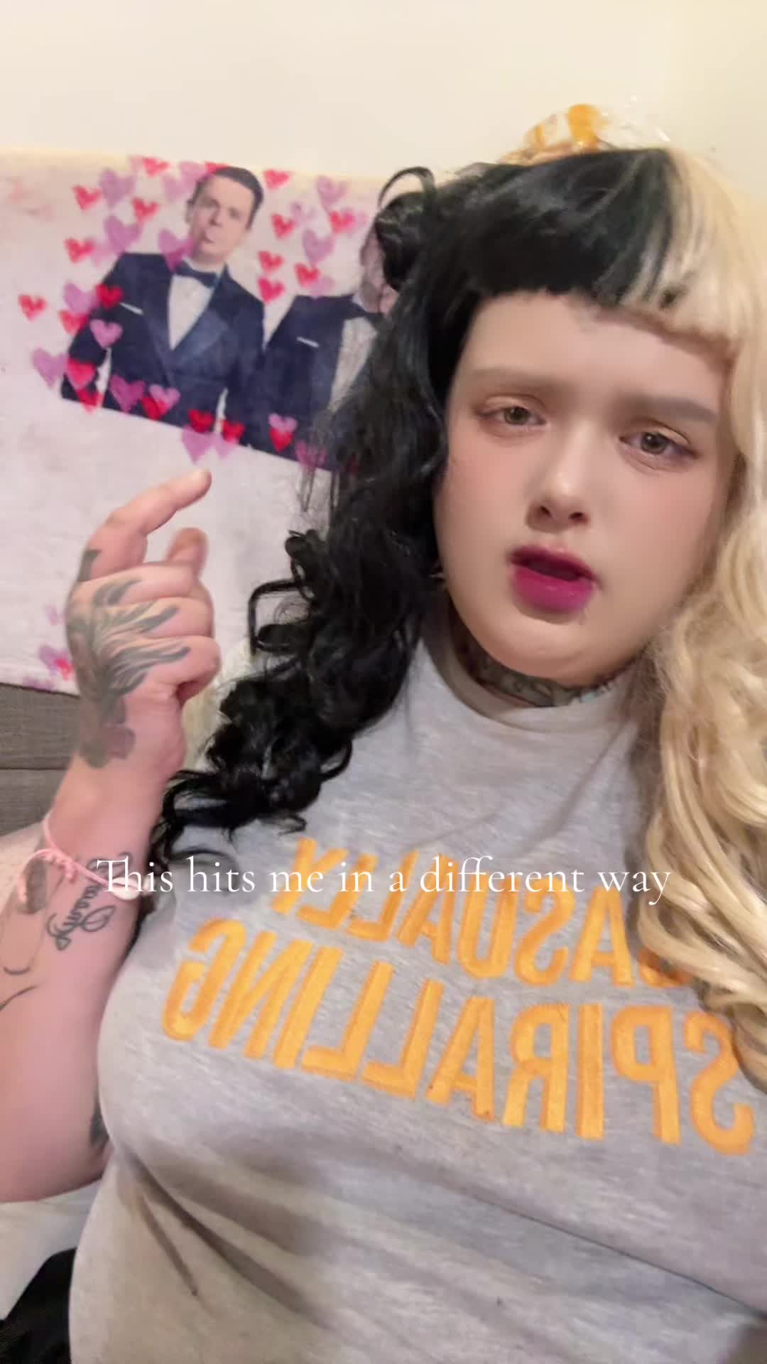 @girloutsidetheboxxox