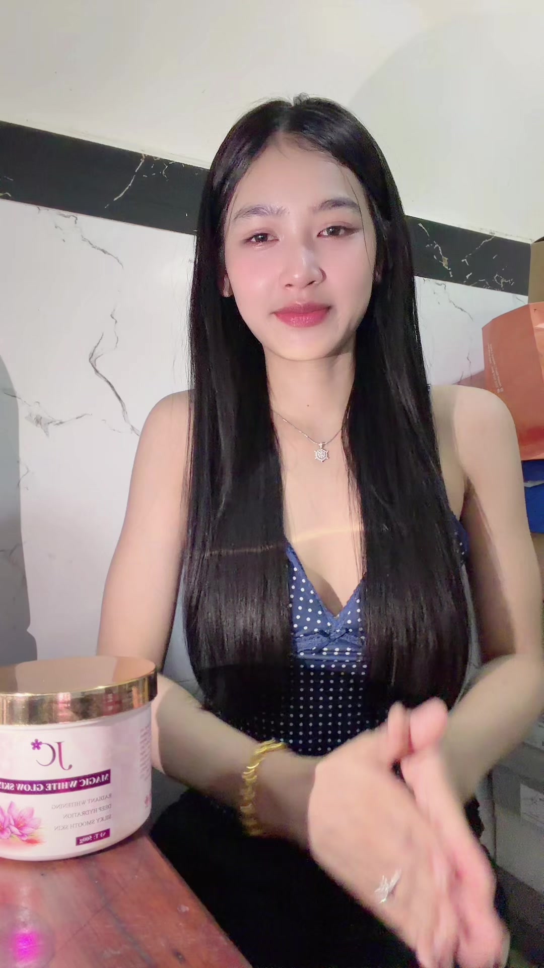 @Marimoo