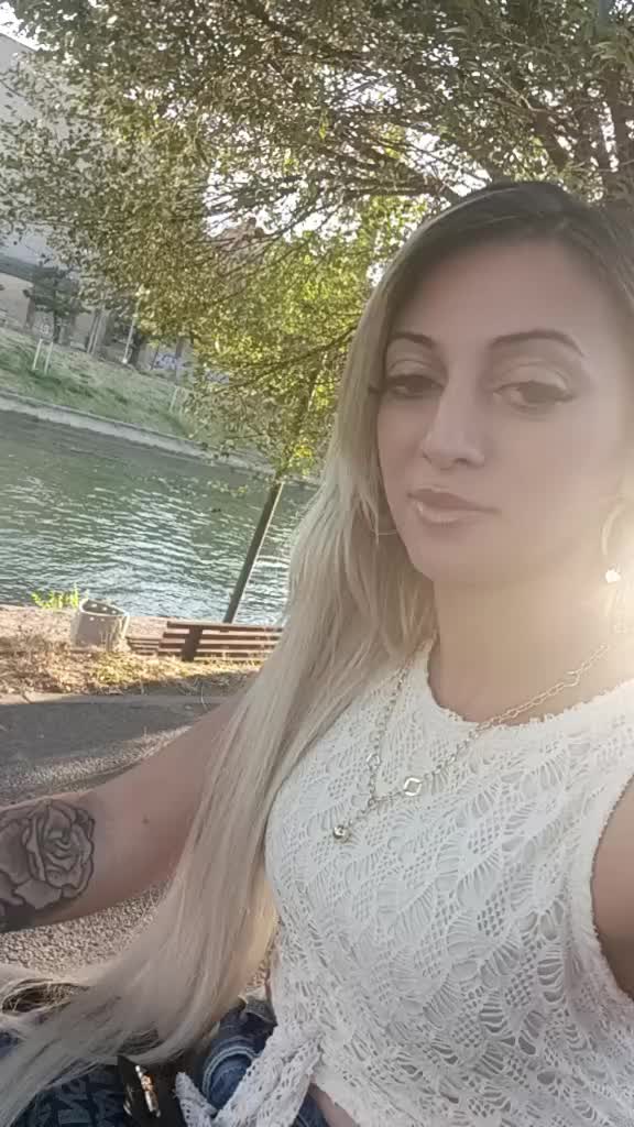 @PaulaBlondee🩷