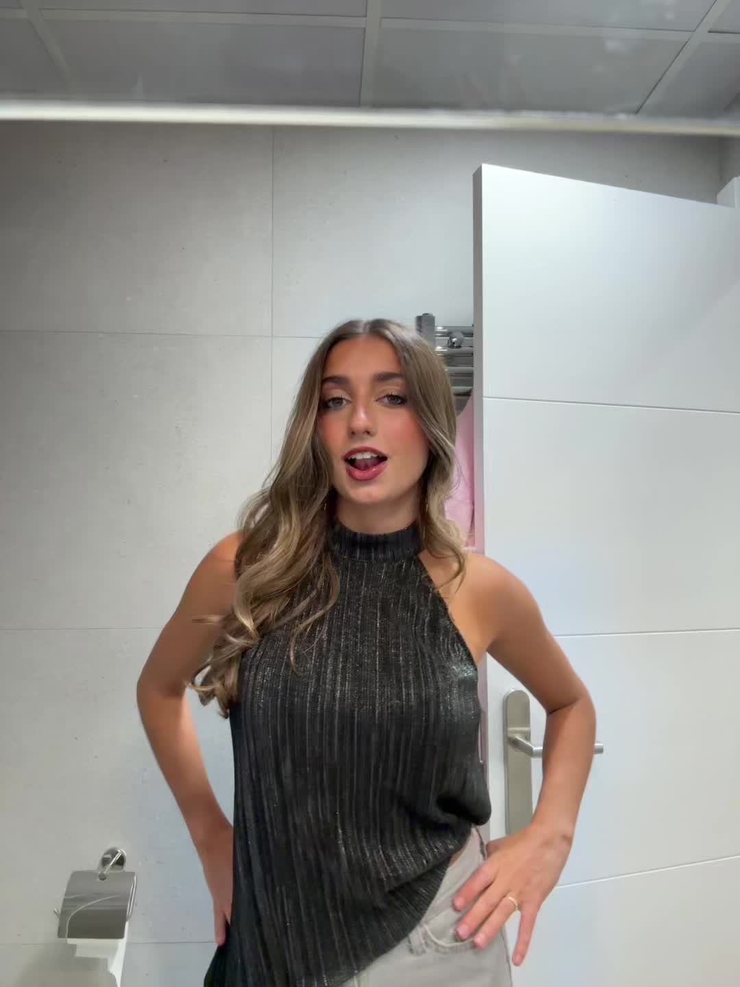 @Carlotaa