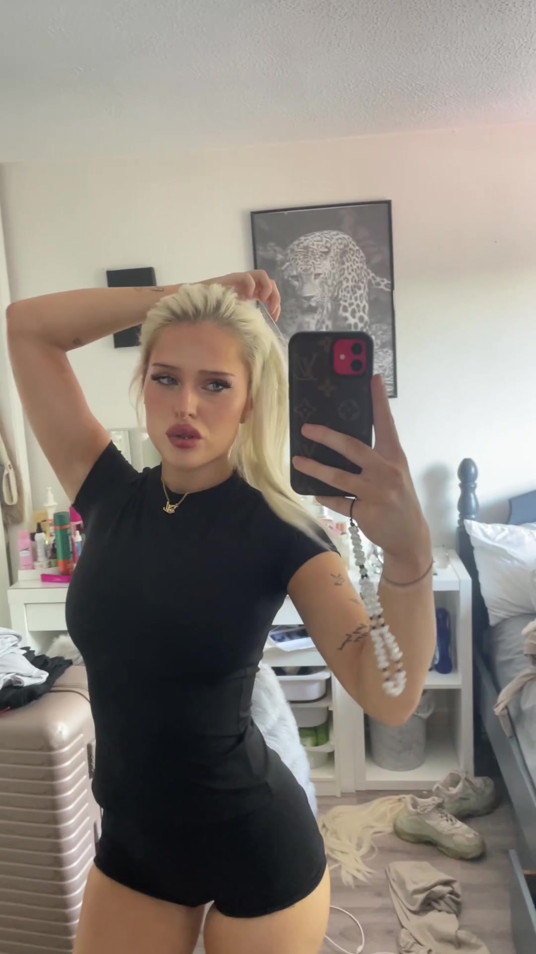 @dollyysmith