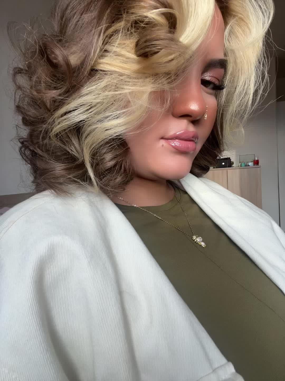 @elizabeth3e