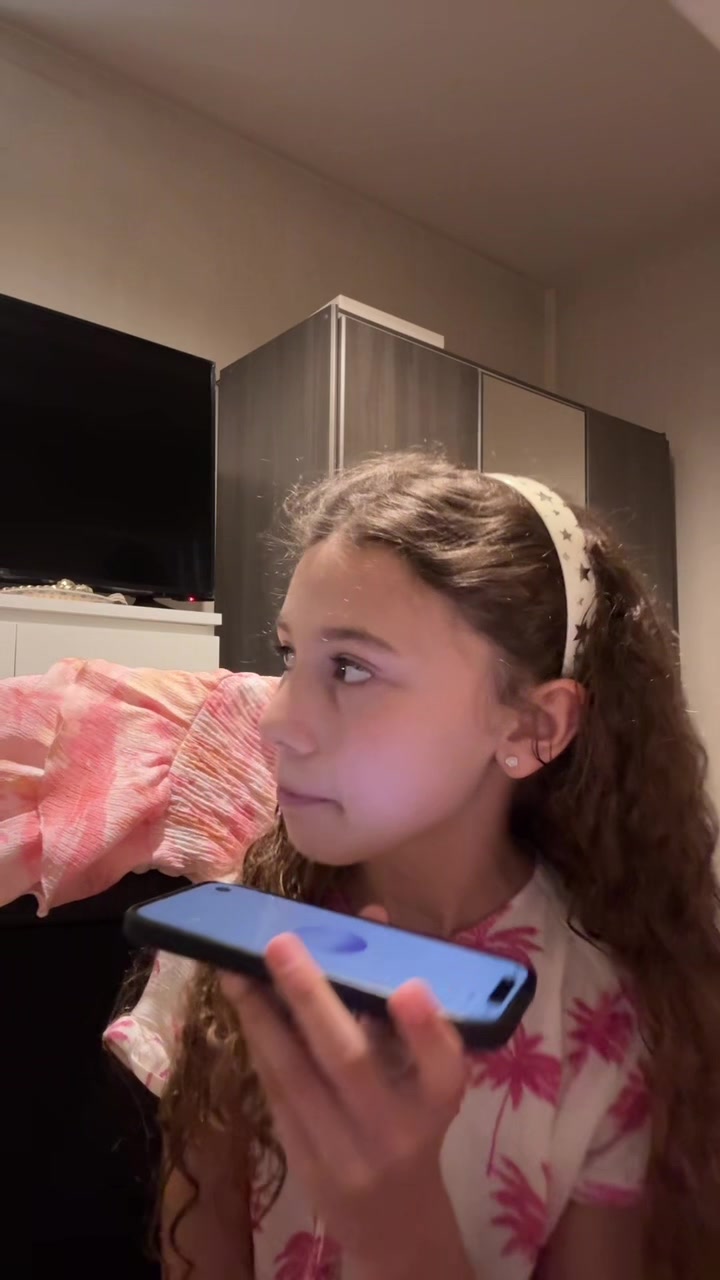 @Vivienfrance19