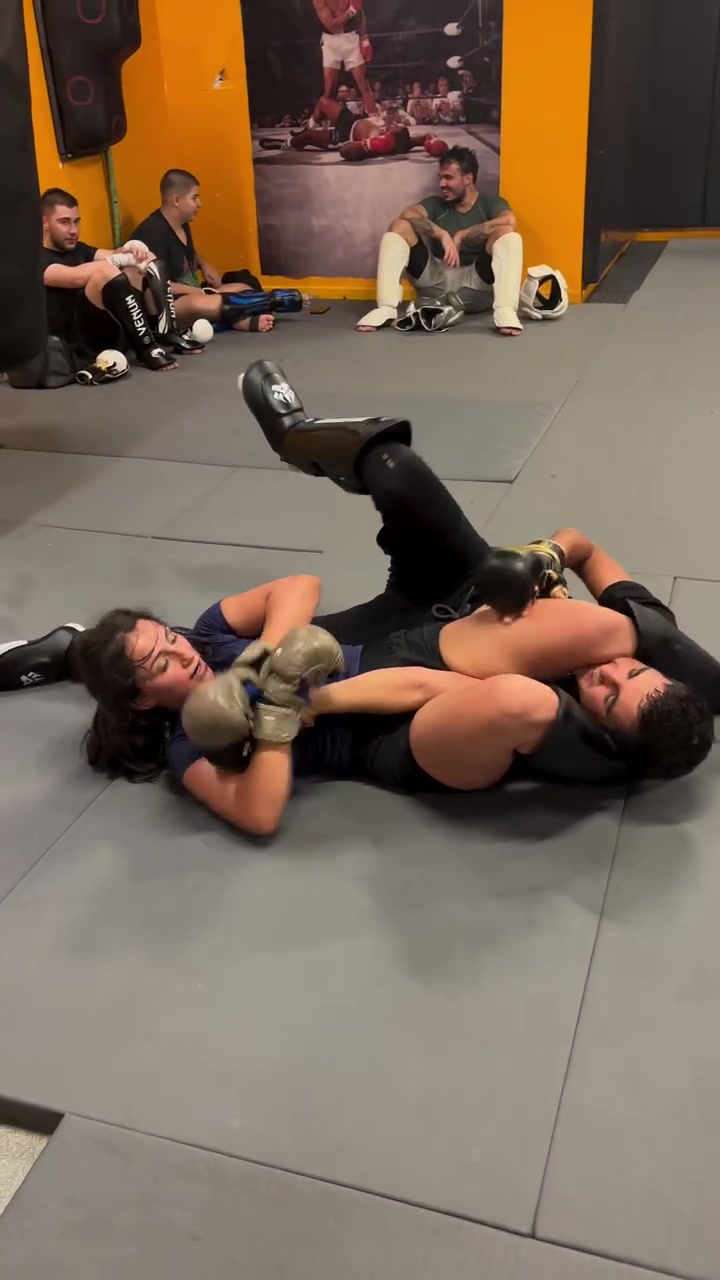 @Combat Girls