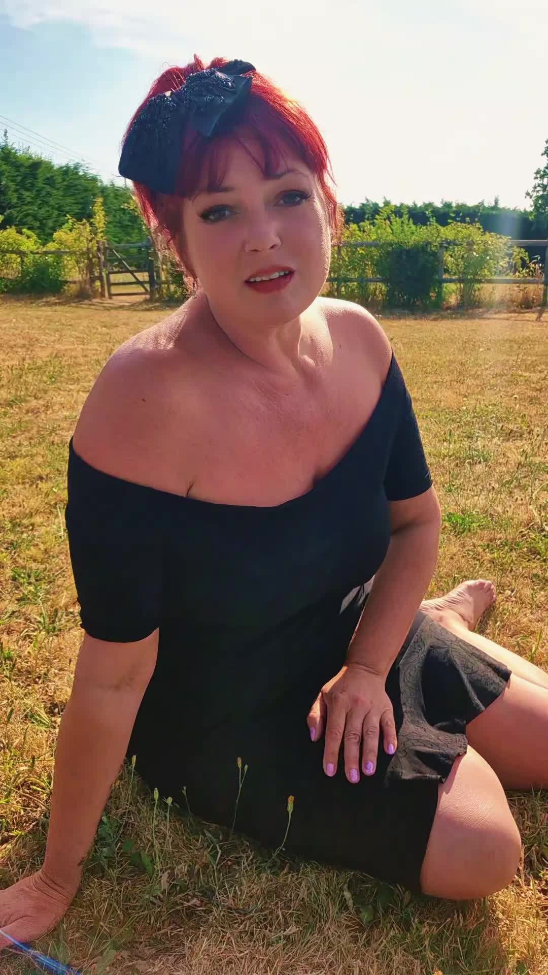 @JollyGoods