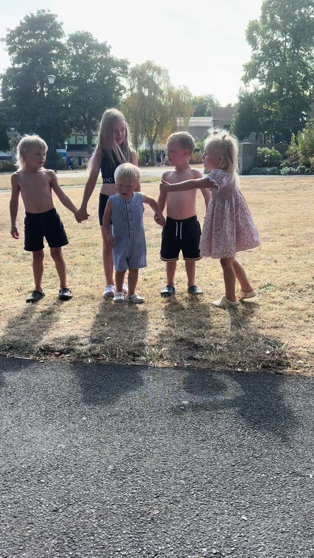 @Sophie | mum of three |