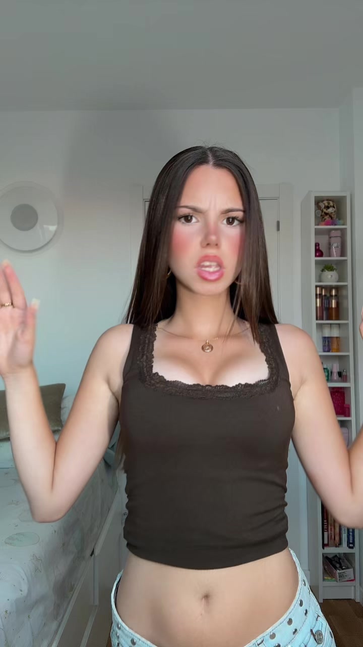 @𝐍𝐨𝐫𝐚 𝐒𝐨𝐥𝐞𝐫