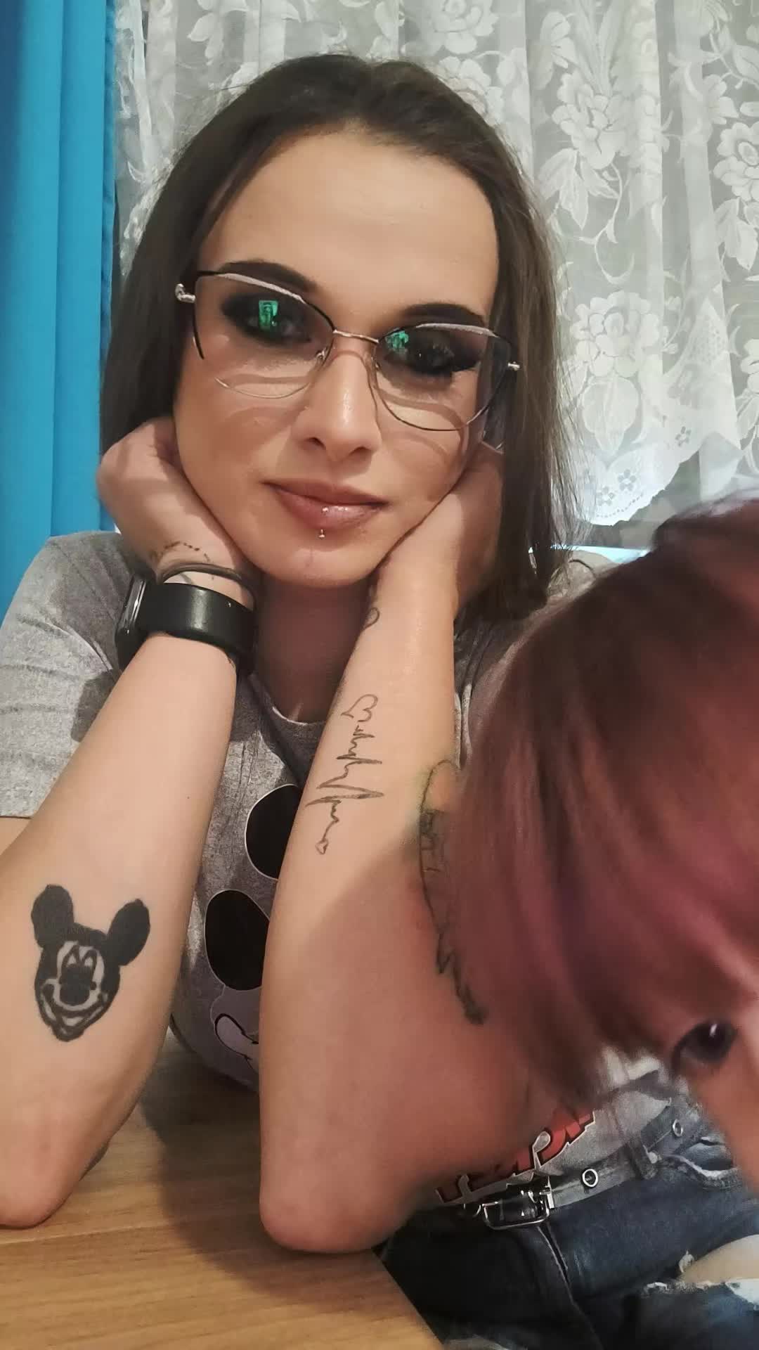 @Katrina