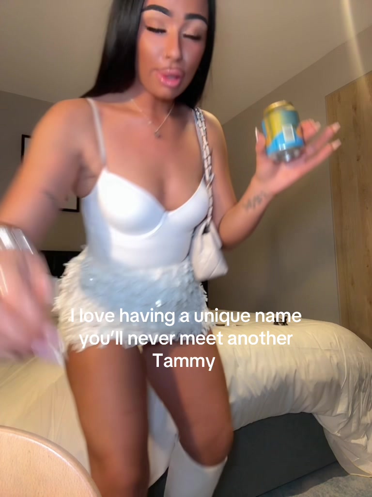 @𝓣𝓮𝓮👼🏽☁️