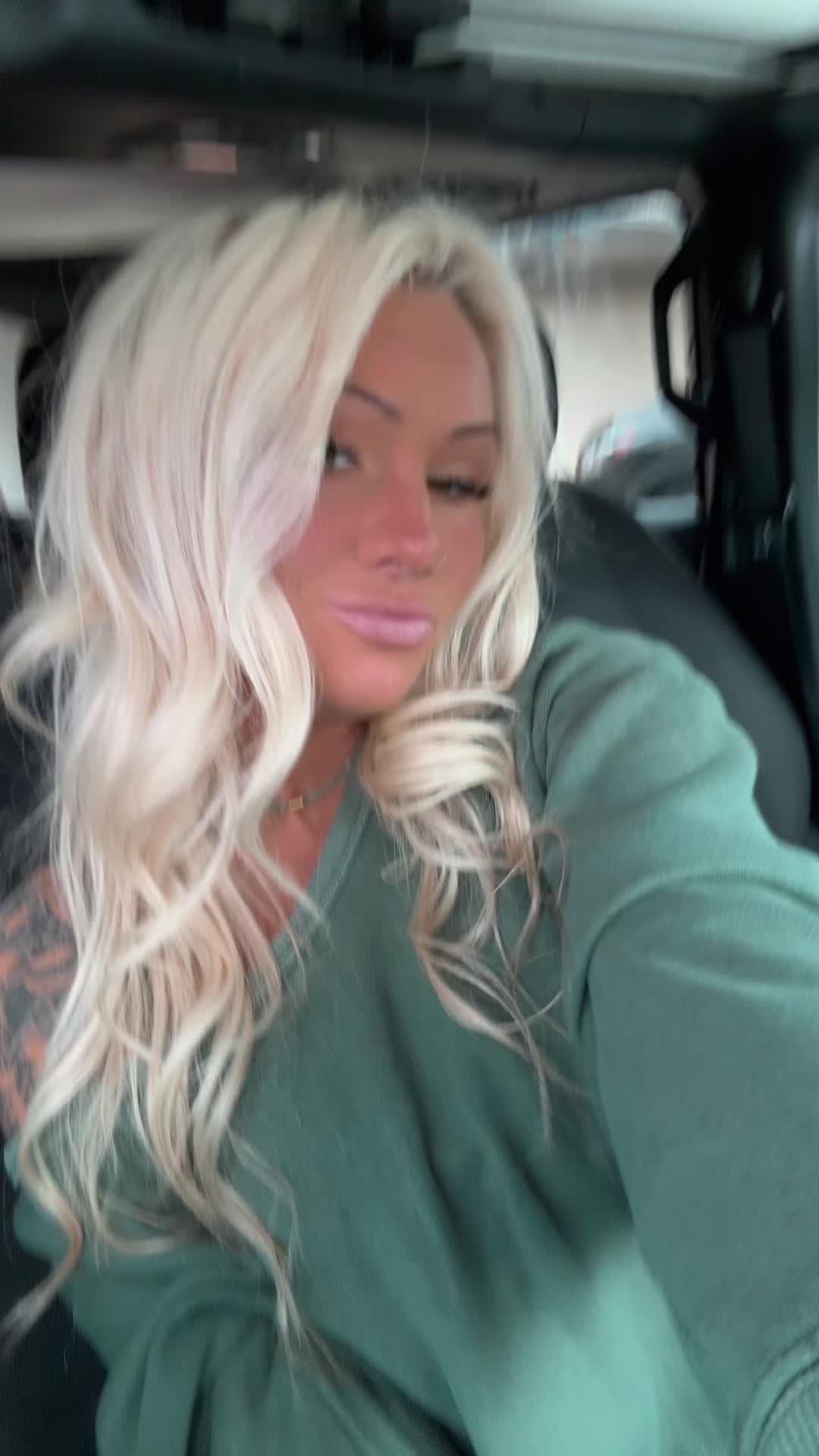 @Bai