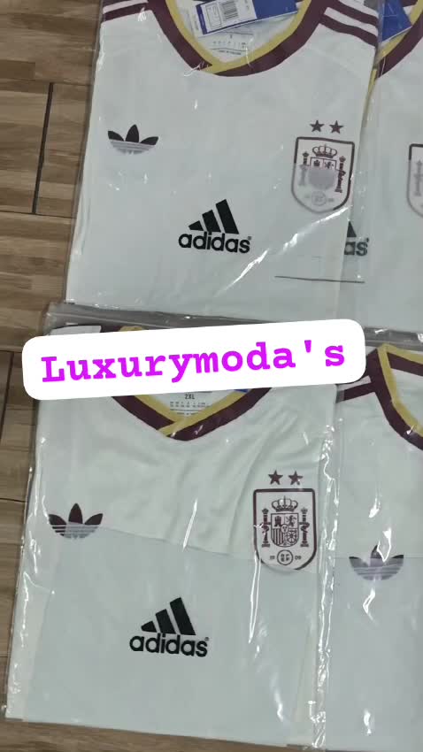 @LuxuryModa