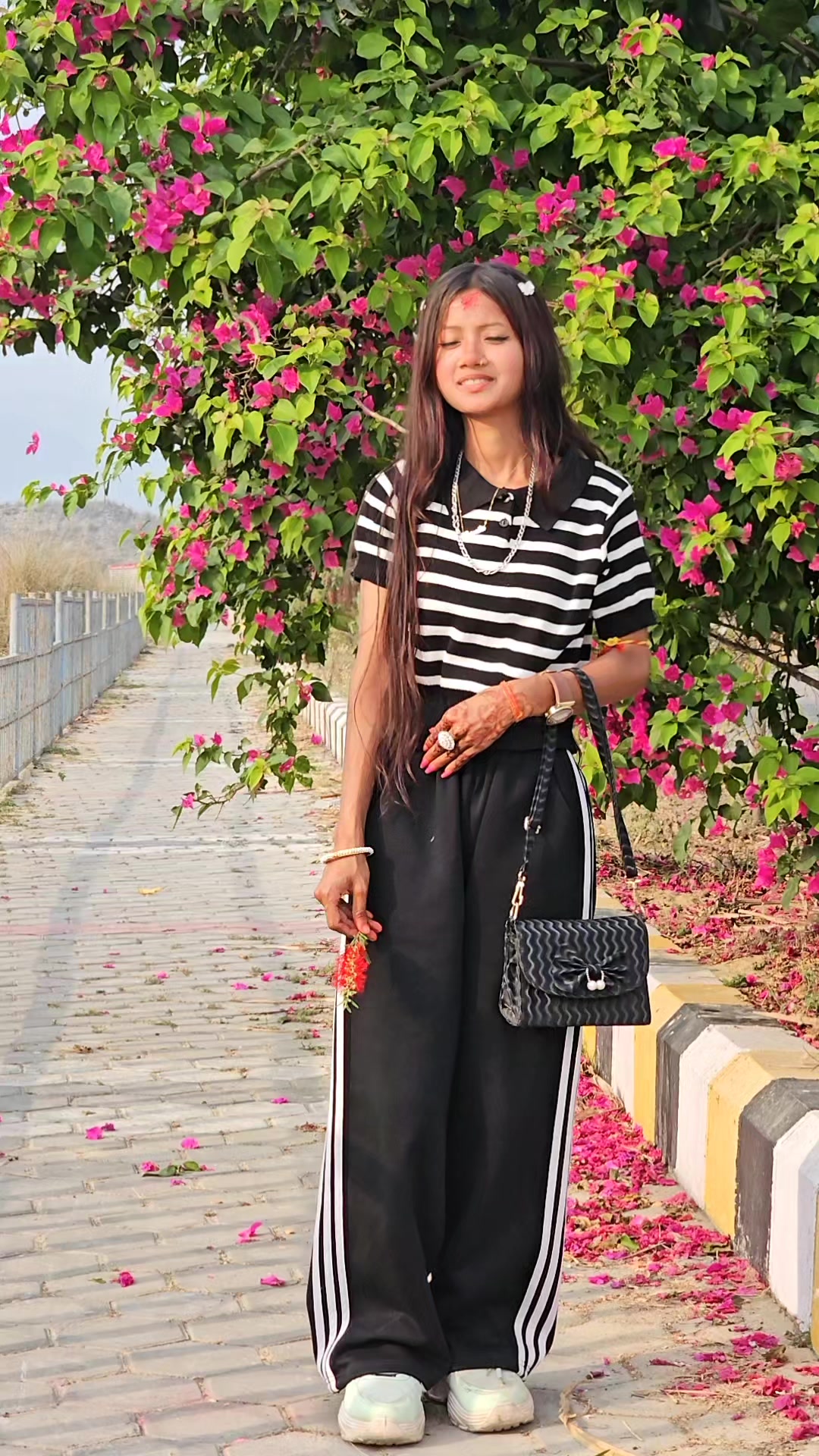 @❣️SUSMITA❣️