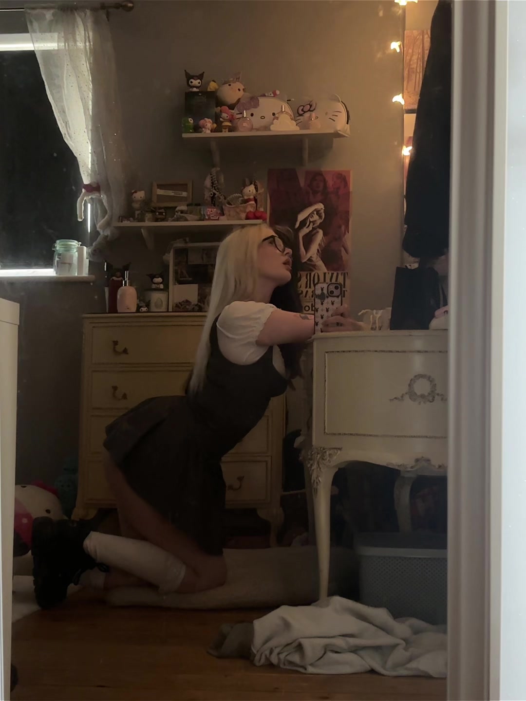 @<3