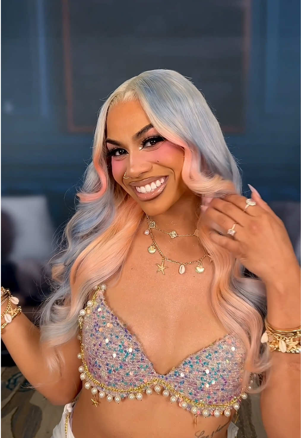 @snatchedbysahara