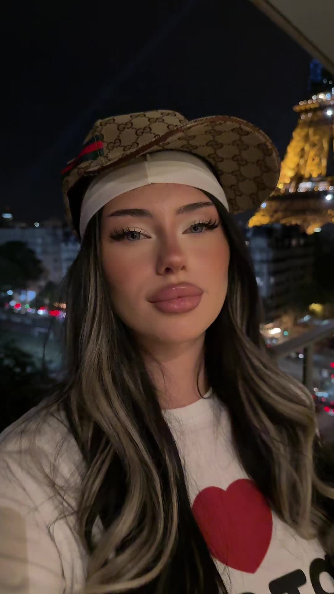 @Syndii69