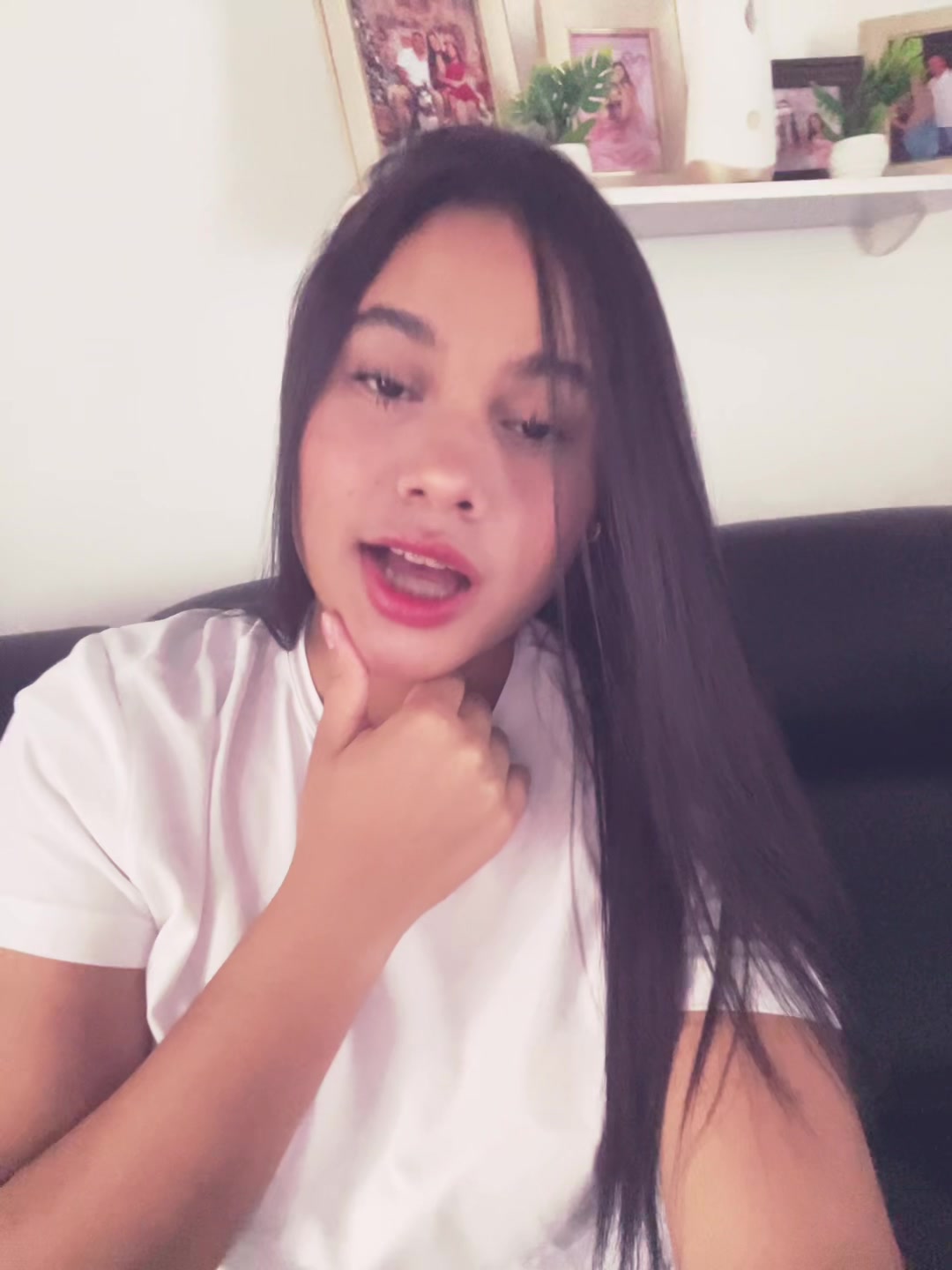 @👤
