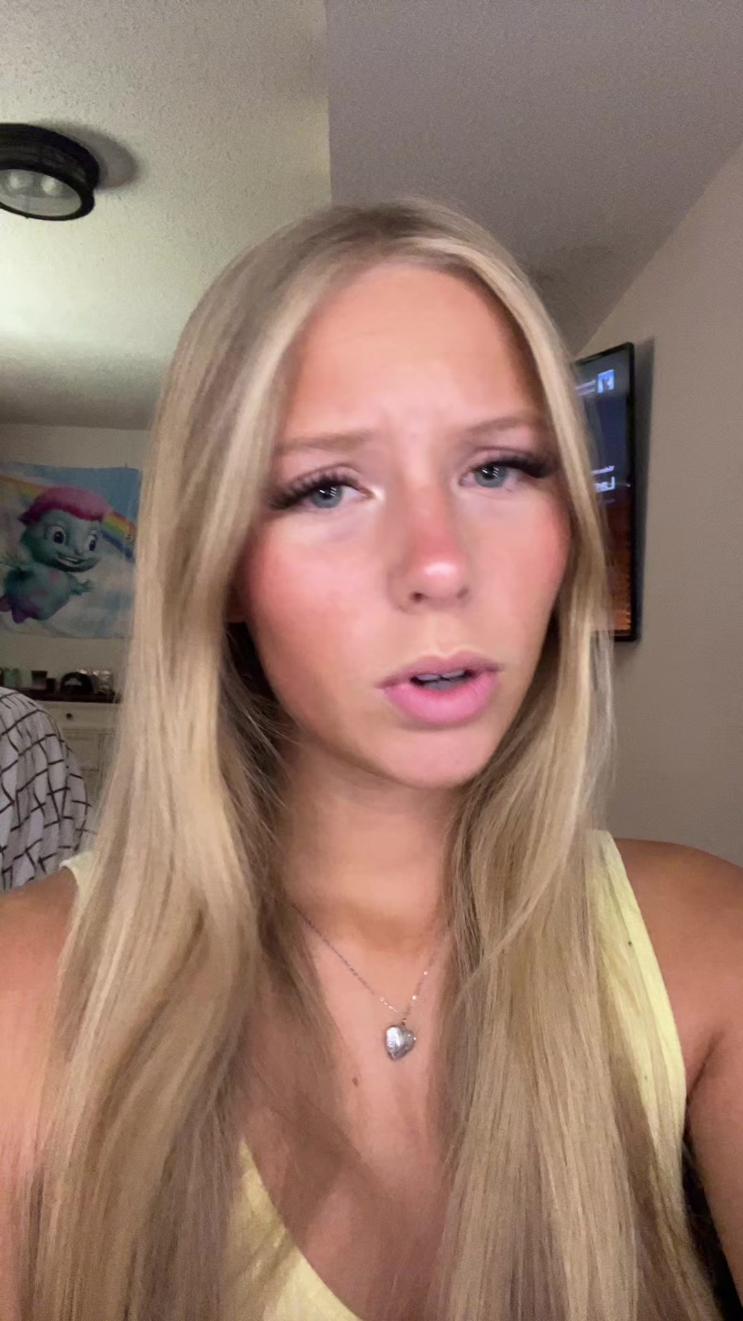 @️