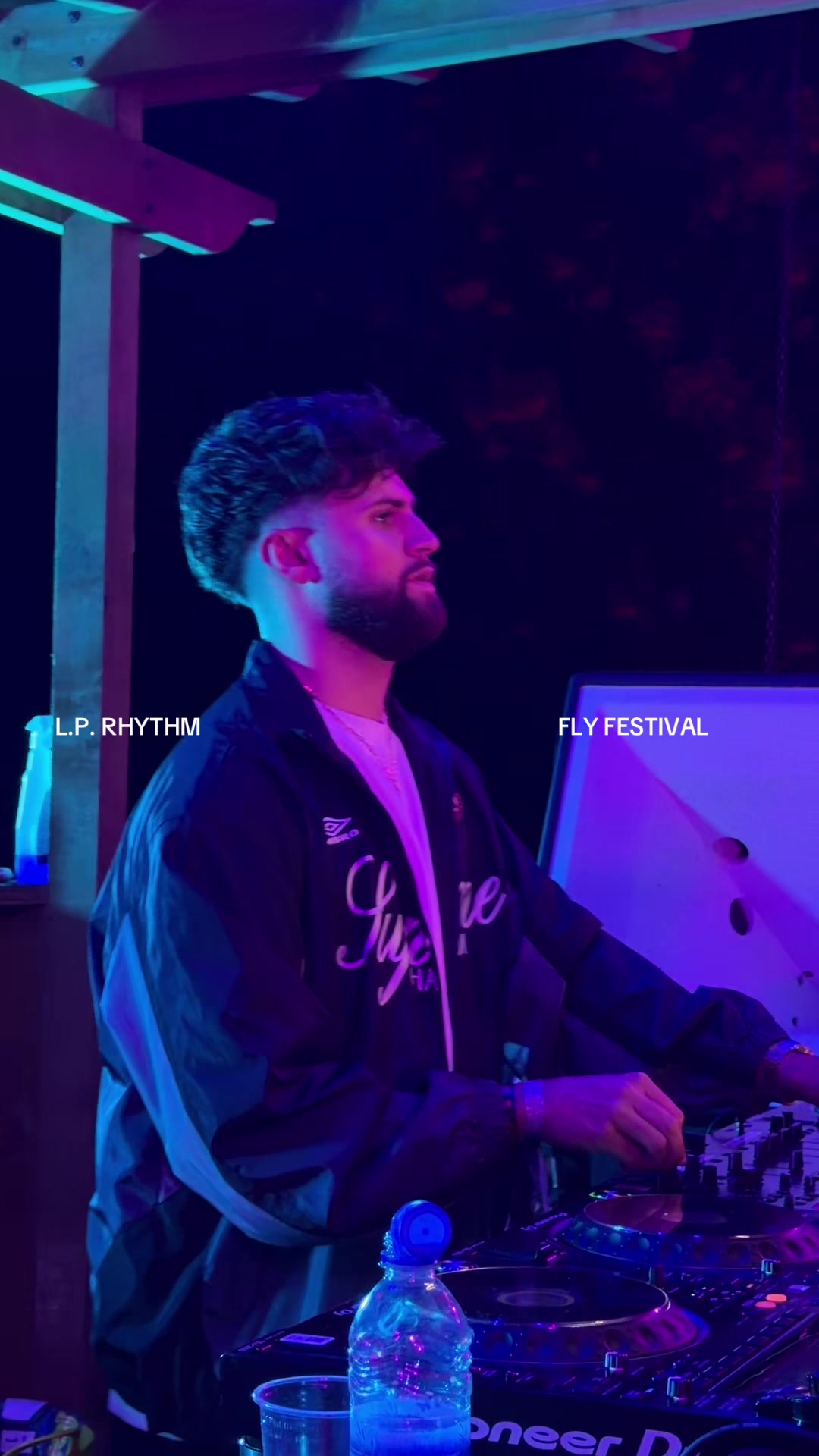 @FLY