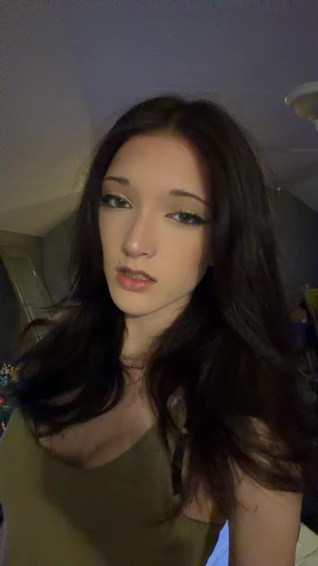 @🥴