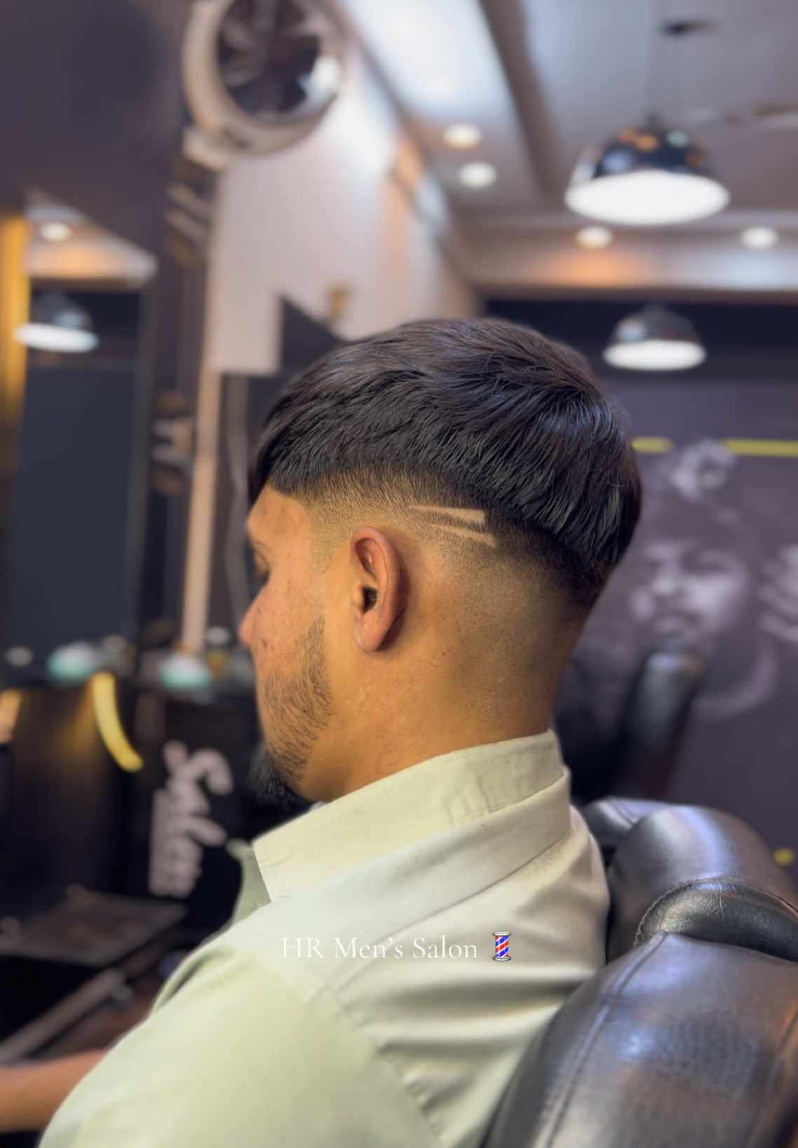 @HR MENS SALOON. 💇♂️