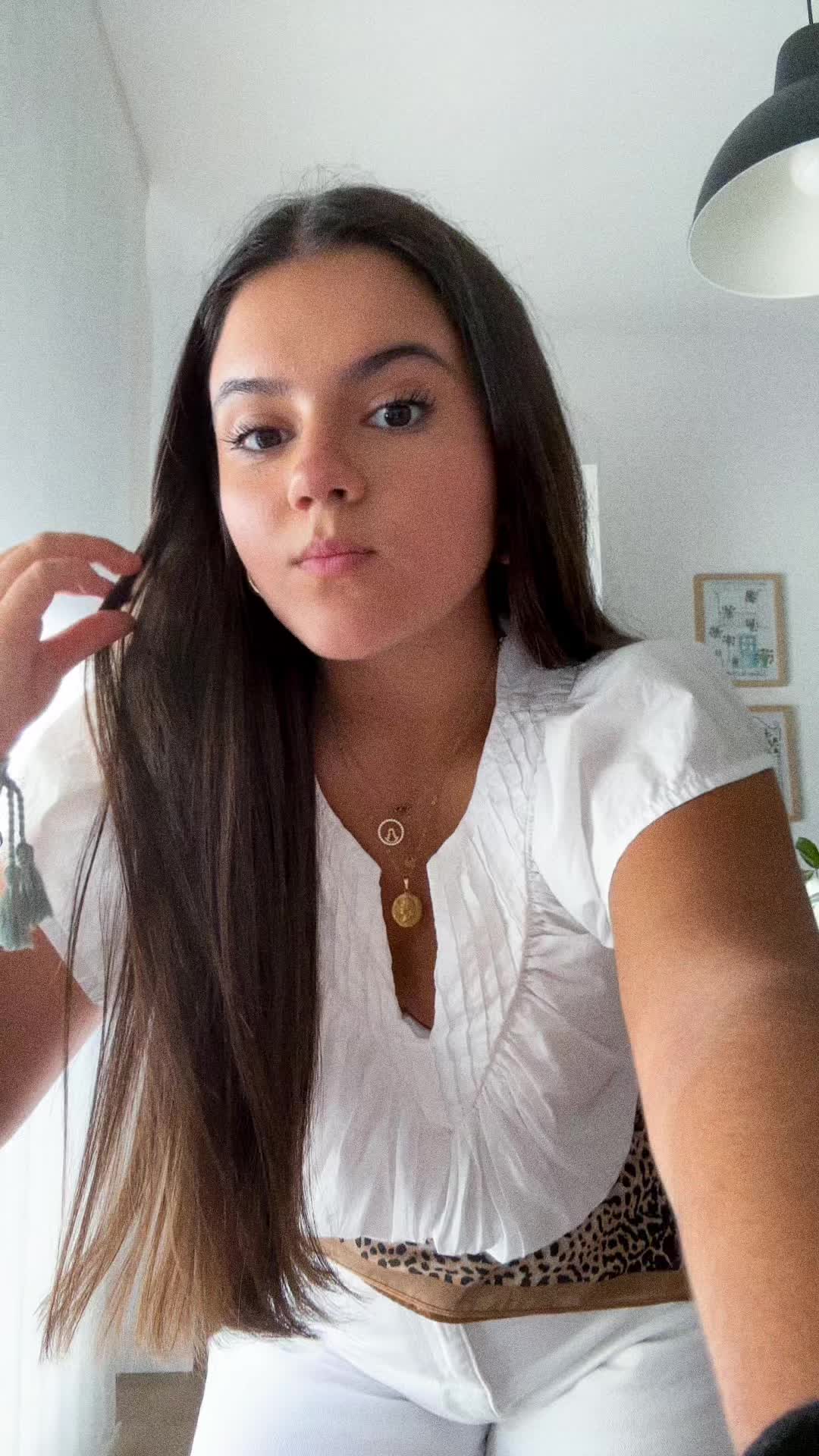 @𝐧𝐨𝐞𝐥𝐢𝐚 𝐬𝐚𝐧𝐜𝐡𝐞𝐳