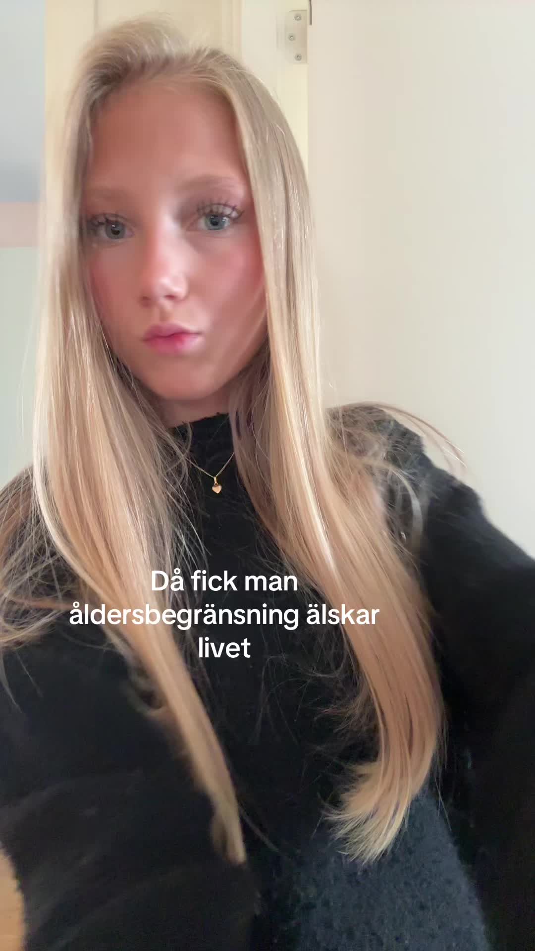 @S🦄