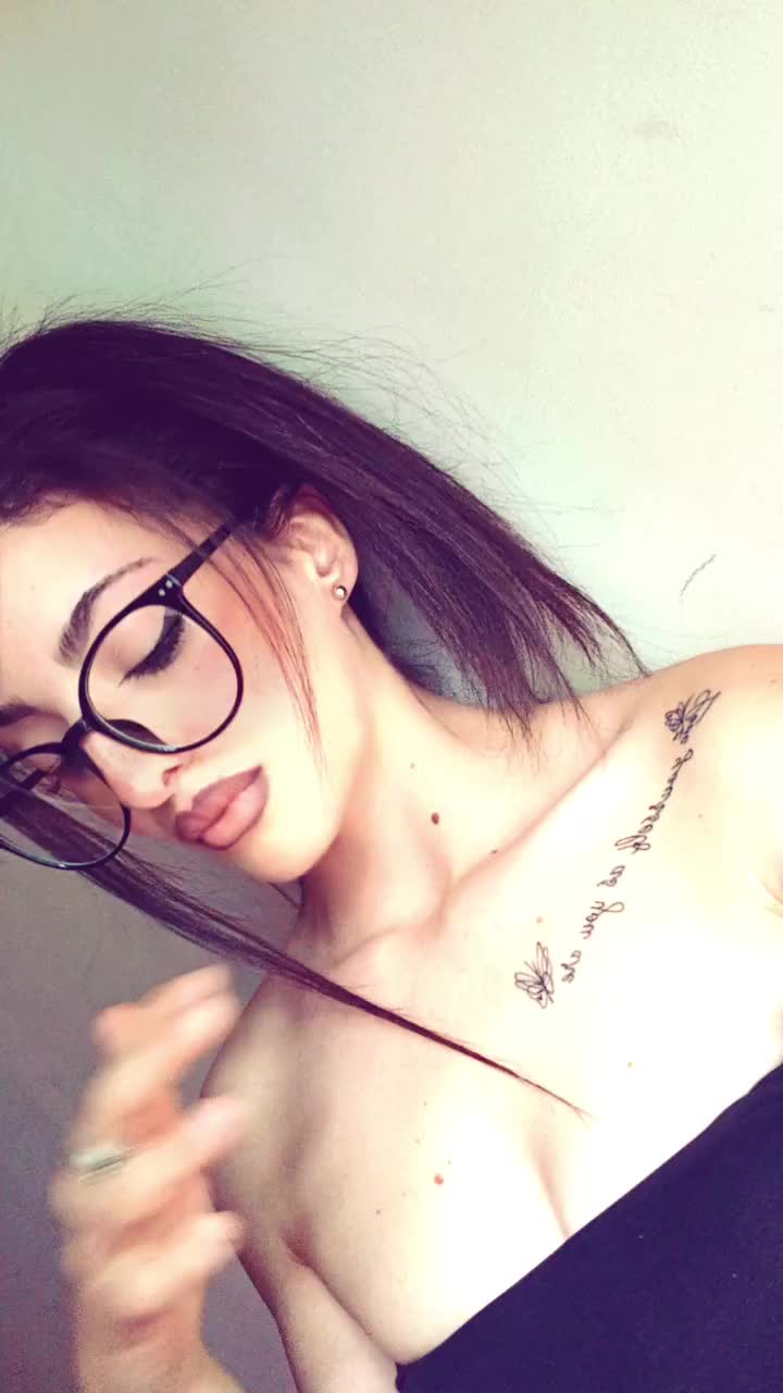 @Katia🖤