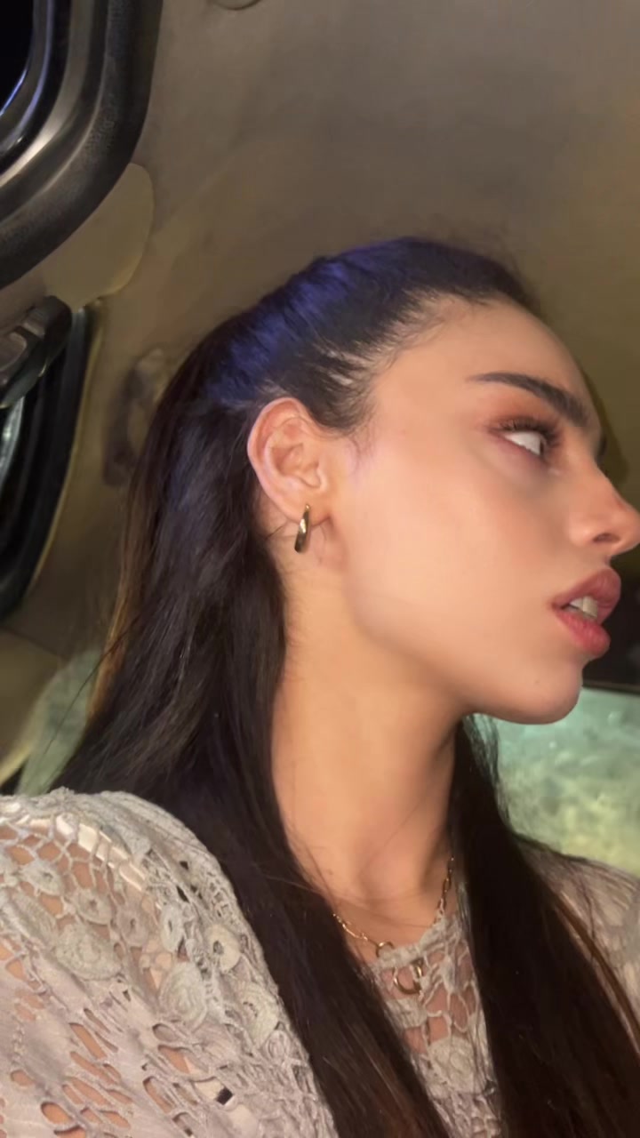 @ainazjafarri