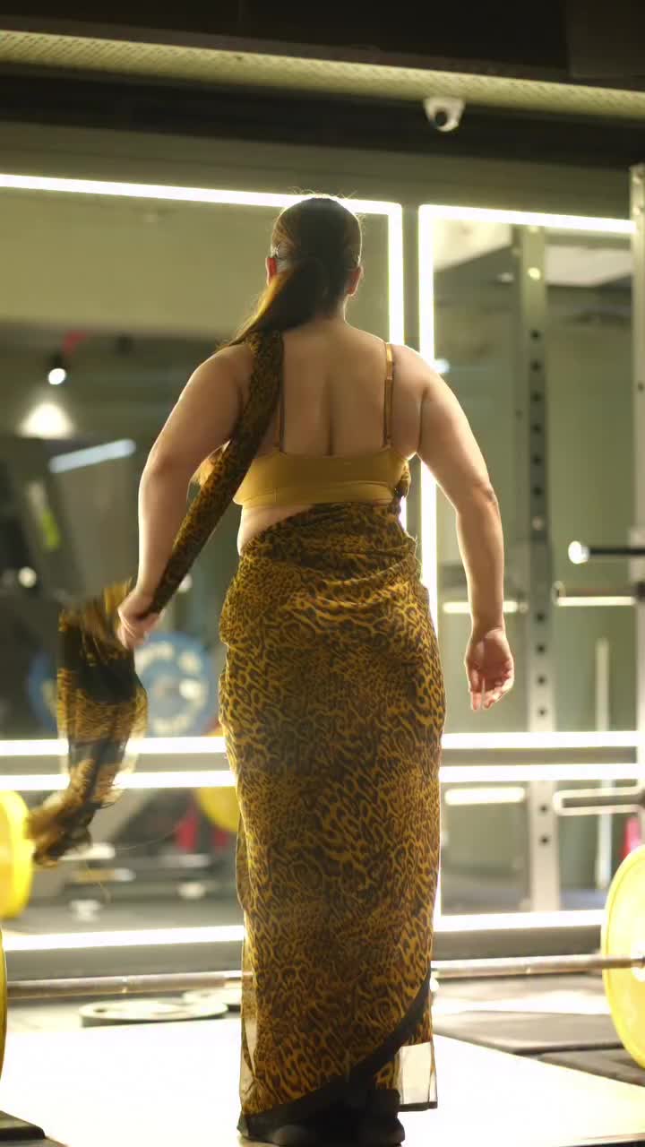 @🐥Mairaa Khan🐥