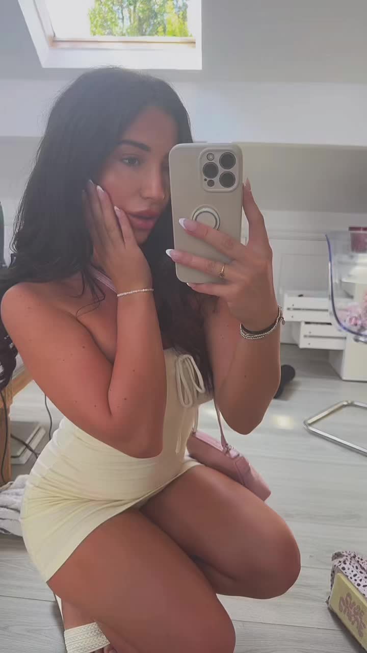 @Em<3