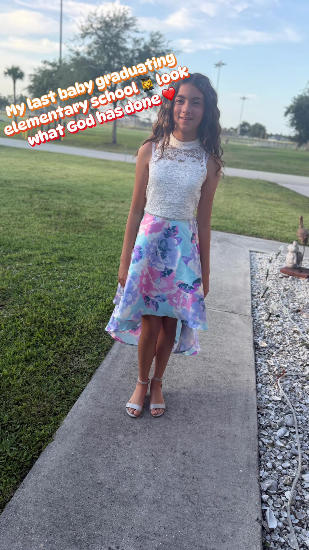 @JennKelly l Christian Mama ✝️