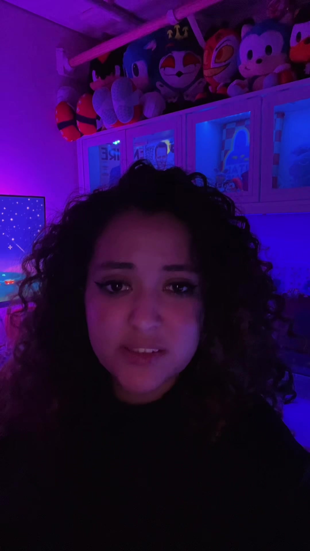 @xox_nerdynikki_xox