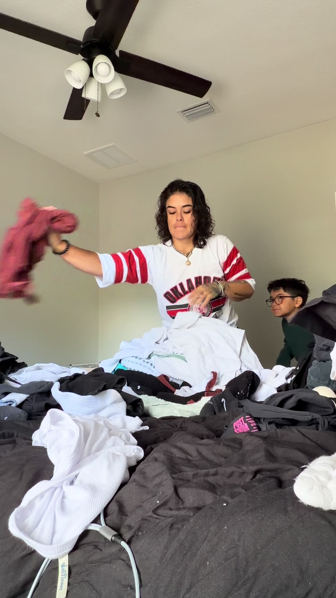 @Theebooblessbabe