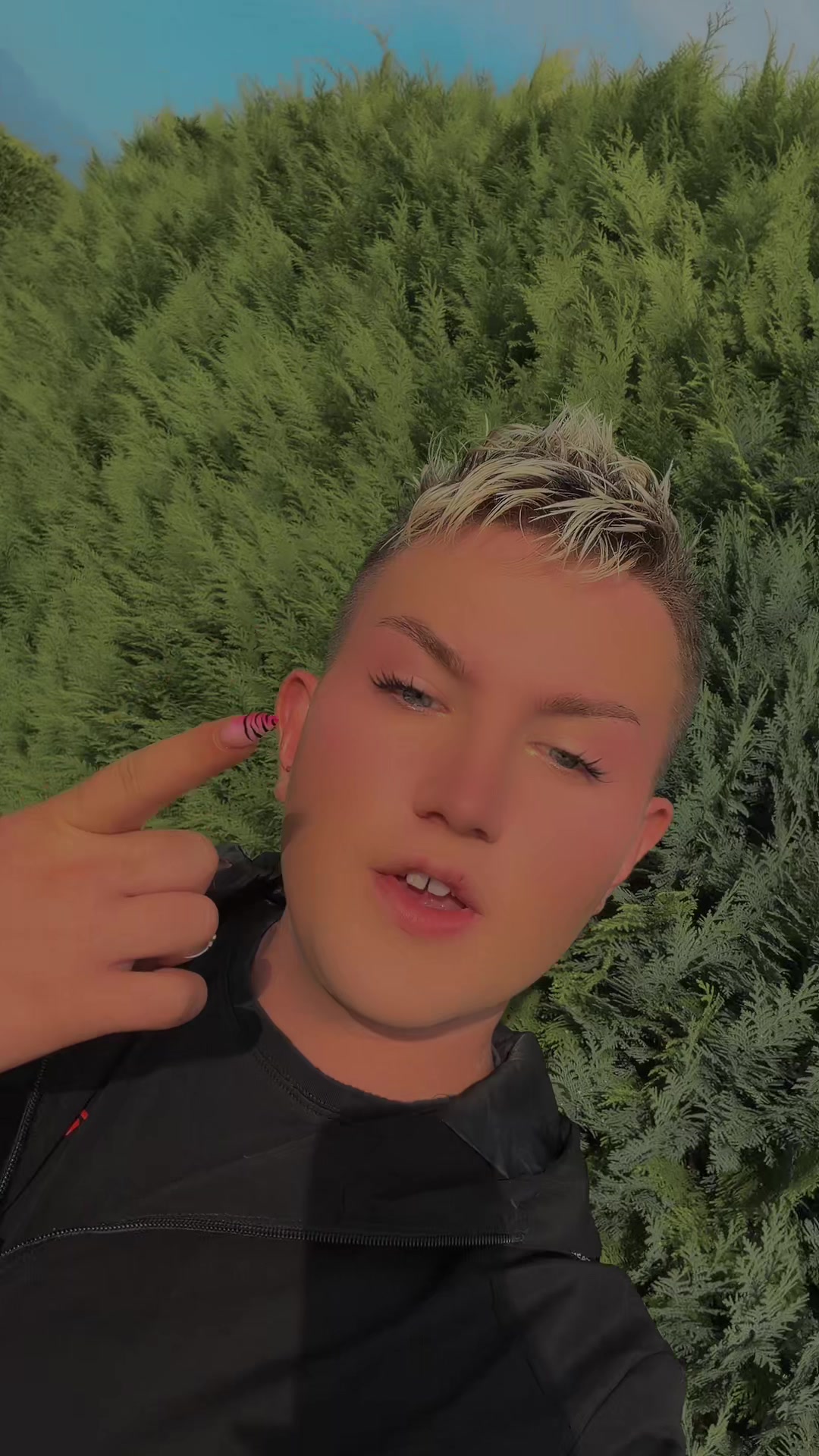 @xRxnxnxyx