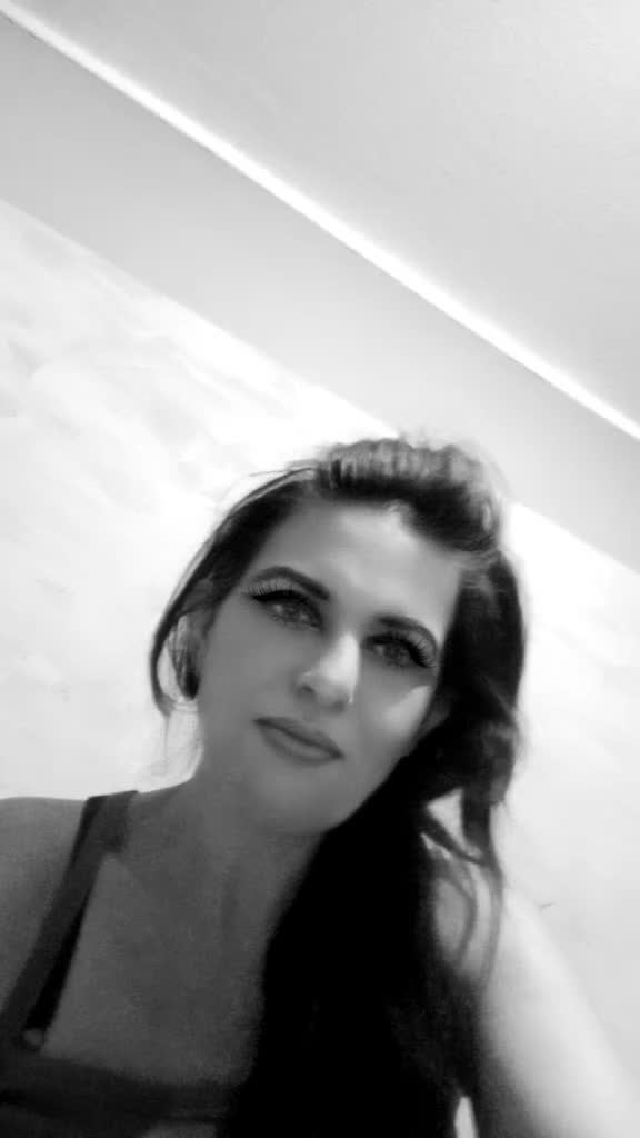 @nunzia_regina_22❤️👸👑