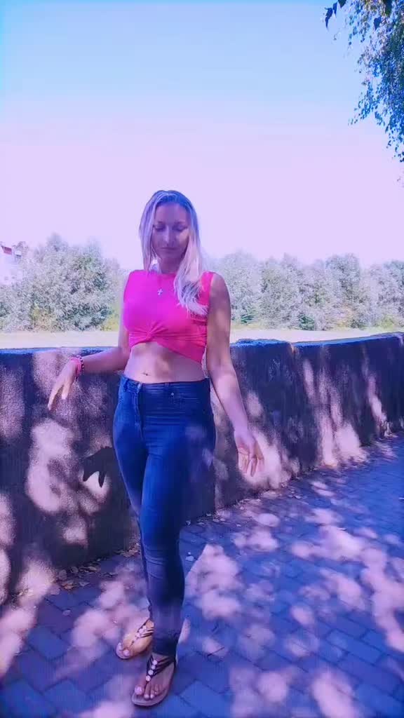 @Blonda🤪🥰💗