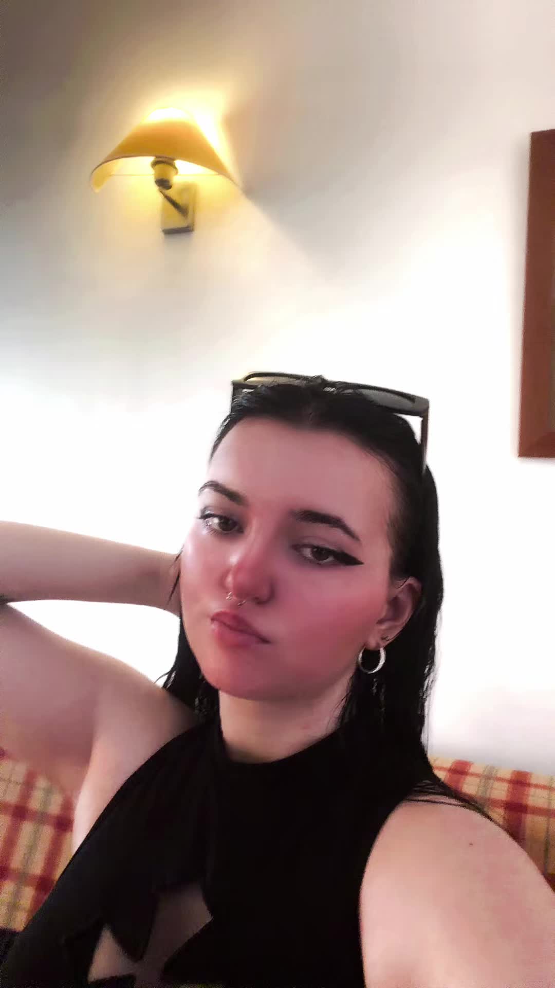 @evie (offline)